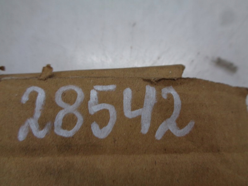 фото №4, Audi tt 8s 8s08 заглушка дверь левый перед