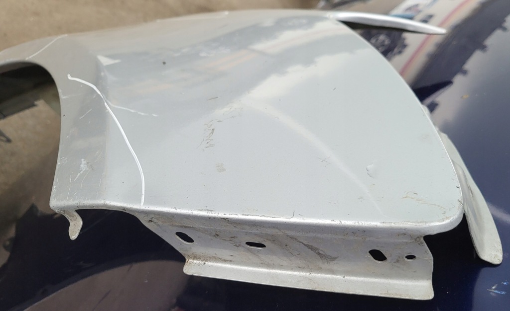 Крыло  правый  перед audi a5 8t s-line дорестайлинг  оригинал серебристый Цена