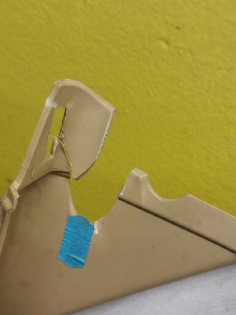 Vw touareg i обшивка левый багажника 7l6867037 Киев