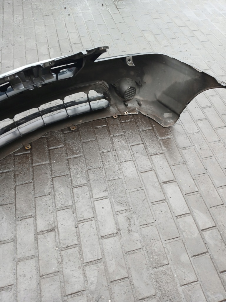 Бампер передний комплектный  оригинал suzuki liana цвет zj3 чёрный Недорого