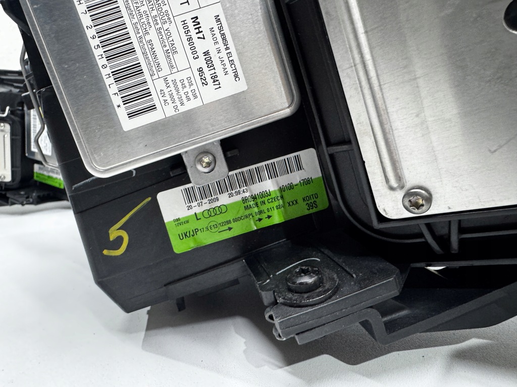 фото №8, Лампы ксенон led audi q5 przed lift nowe полный p+l 8r0941004j 8r0941003j