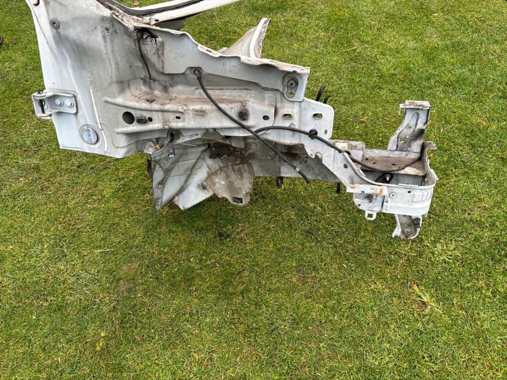 фото №2, Peugeot 2008 лонжерон підкрилок чверть права