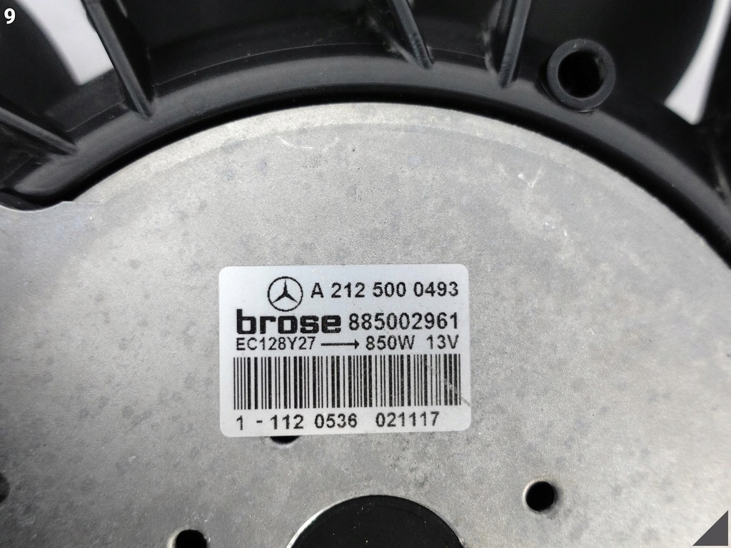 фото №10, Mercedes c63 w204 e63 w212 sls c197 cls a45 w176 cla45 c117 amg вентилятор