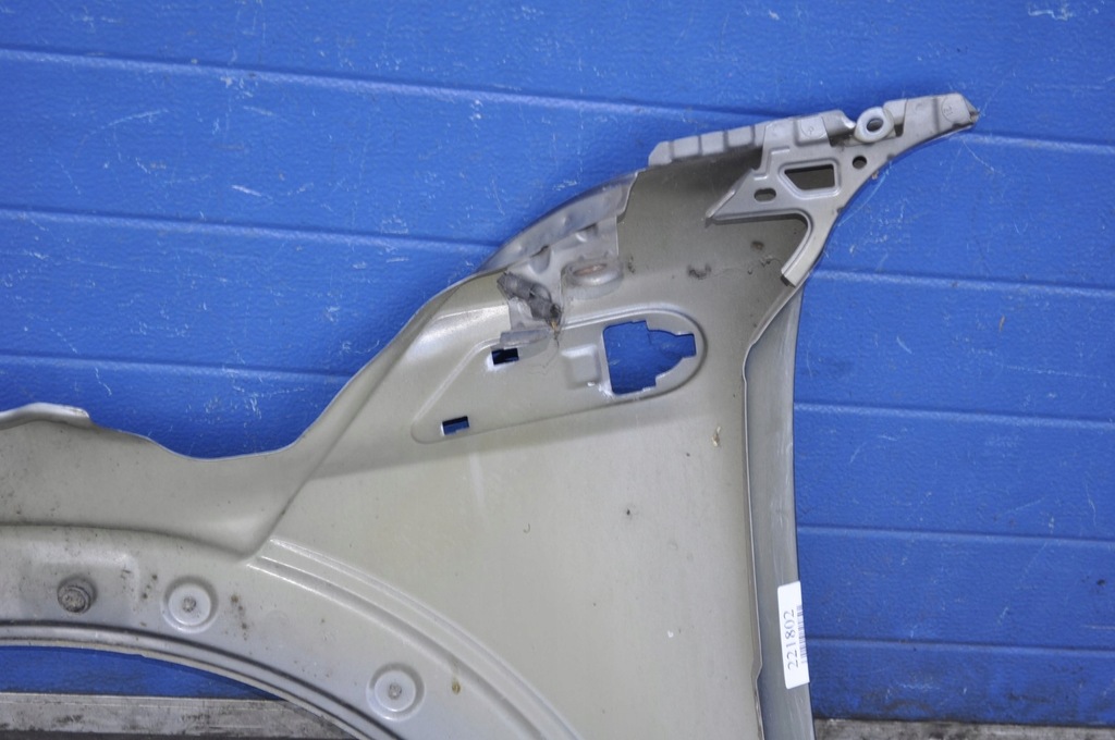 фото №3, Mini clubman r55 крила правий перед передній