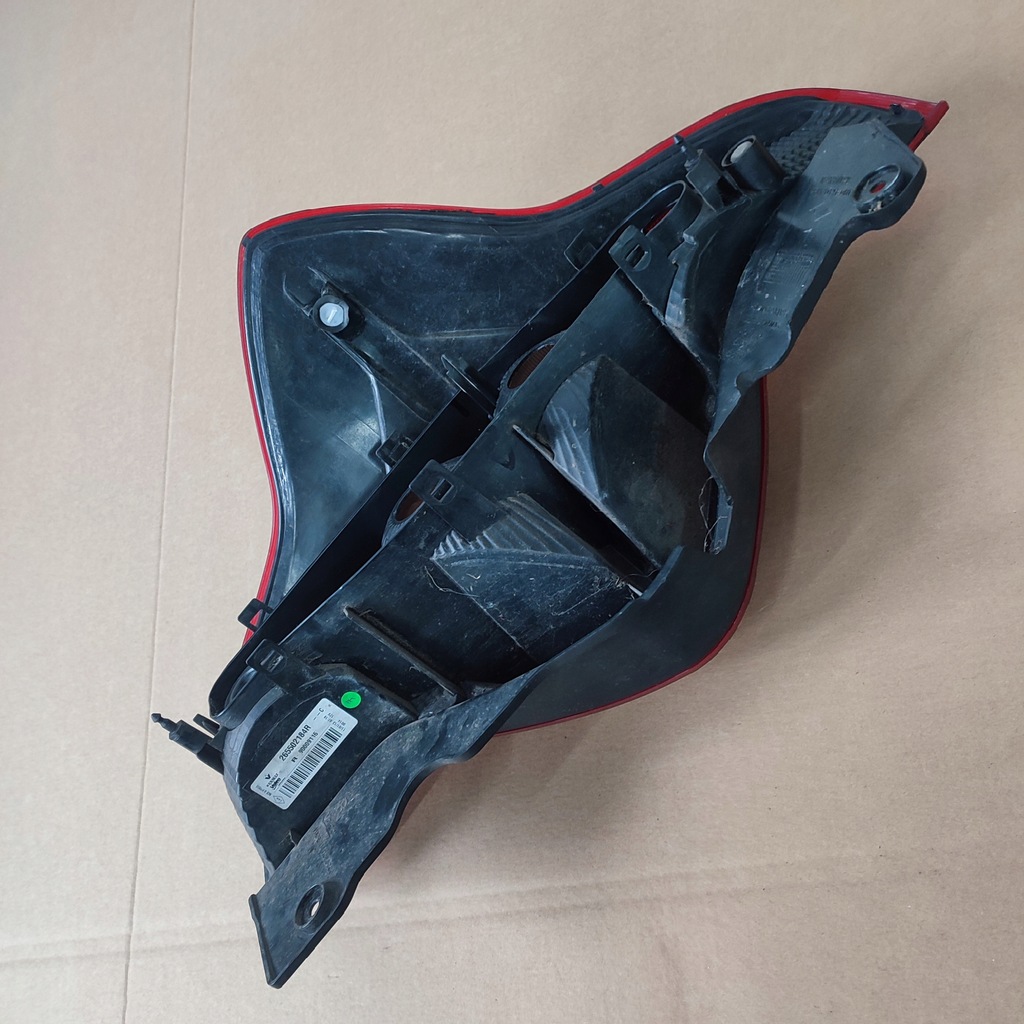 фото №10, Лампа правий задня dacia lodgy 265502184r