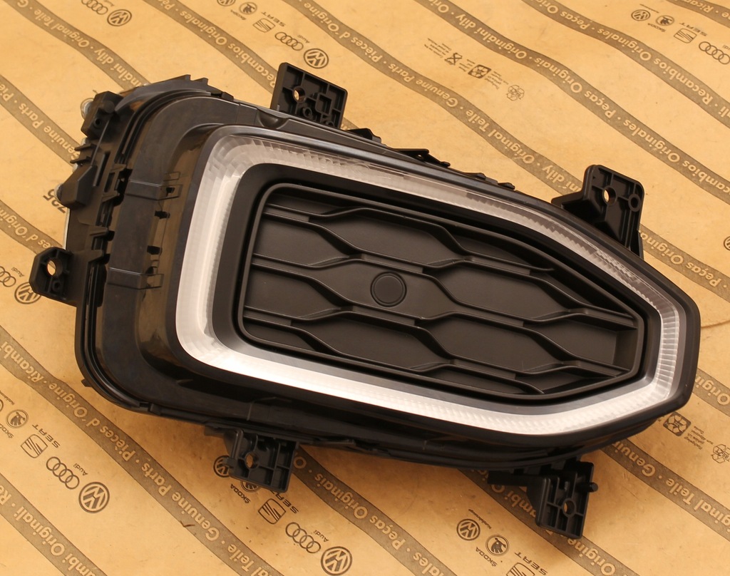 фото №1, Vw t-roc 2ga 17+ світло led drl поворотник протитуманна фара + парктронік