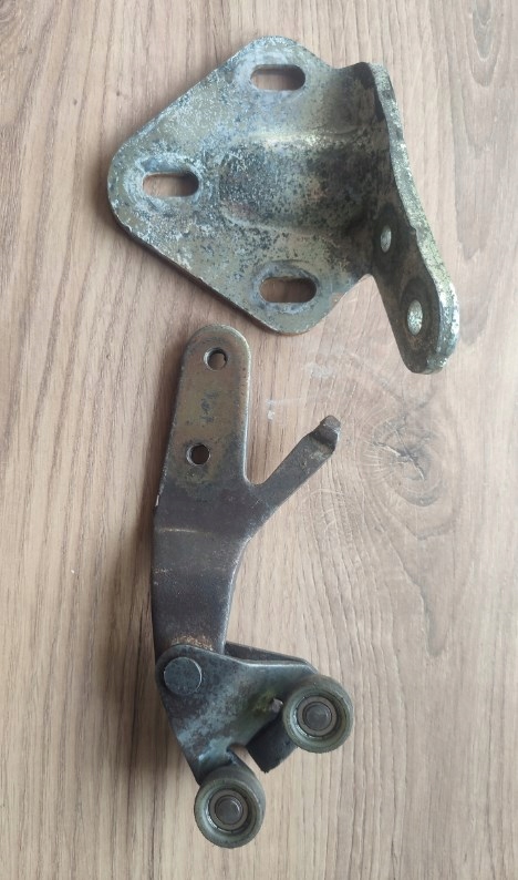 фото №1, Ролики кронштейн дверь боковых peugeot boxer оригинал