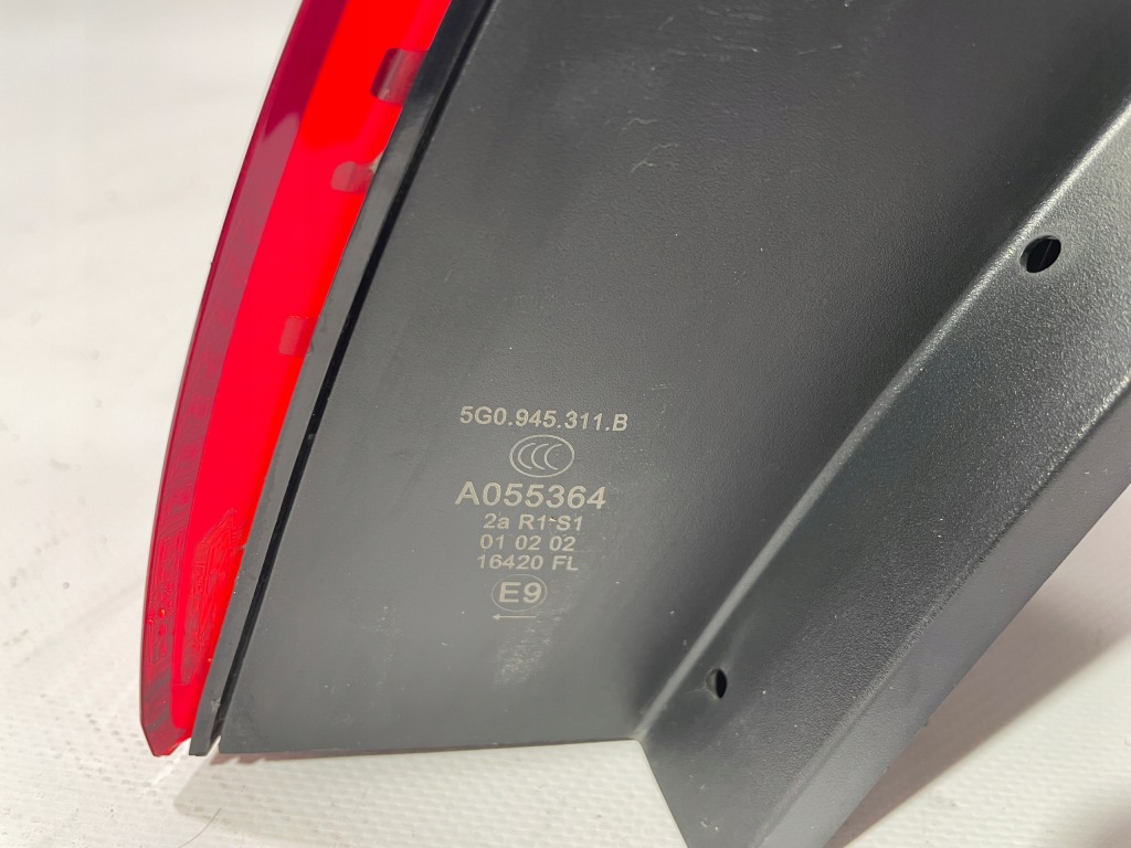 фото №12, Лампа задня vw golf vii 5g0945095q ліва