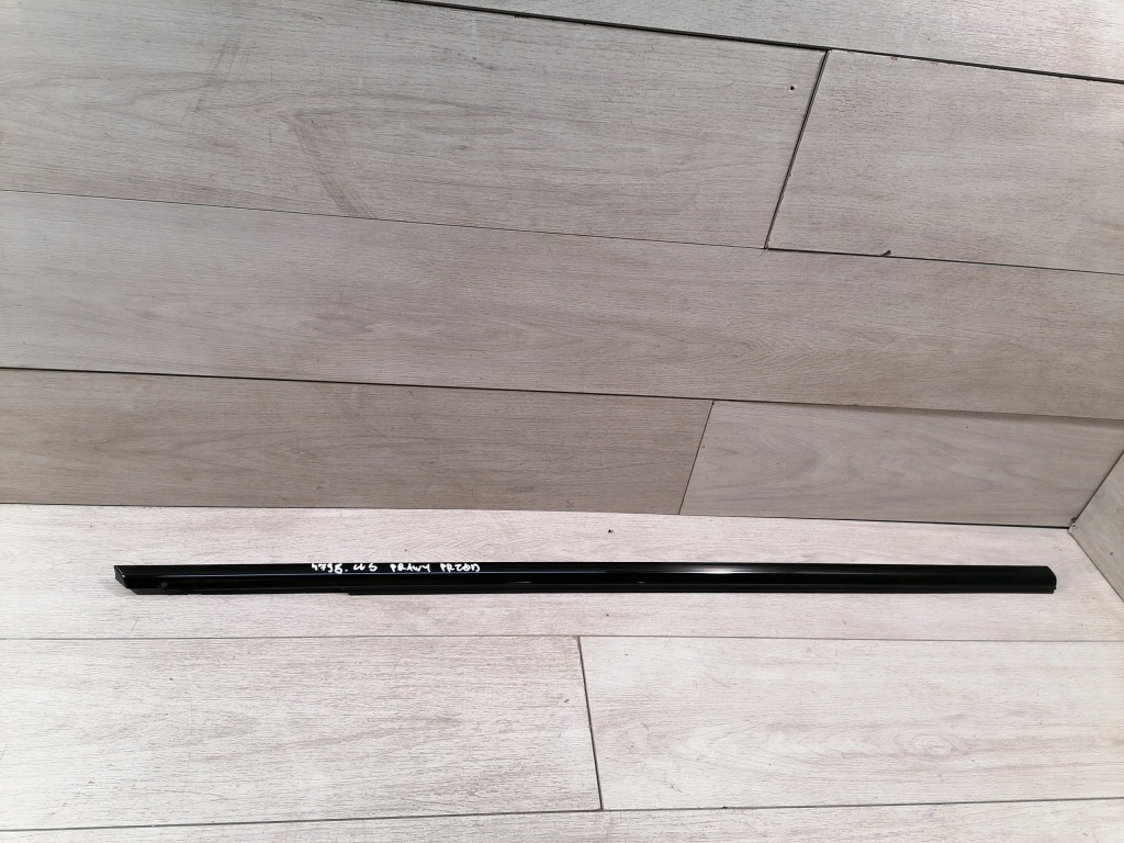 фото №1, Mercedes cls молдинг ущільнювач правий перед a2577251000