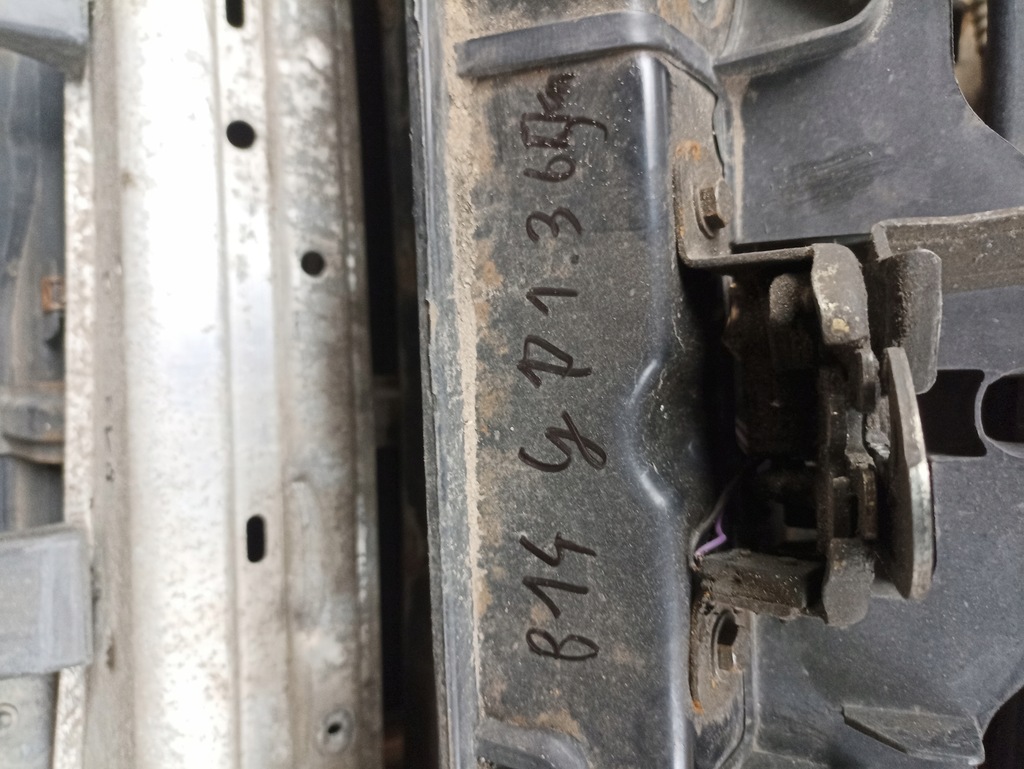 фото №8, Fiat grande punto 1.3 jtd 75km pas передний