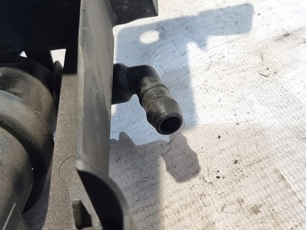 фото №13, Омивач фара правий оригінальний номер cc2951067 mazda 5 i cr