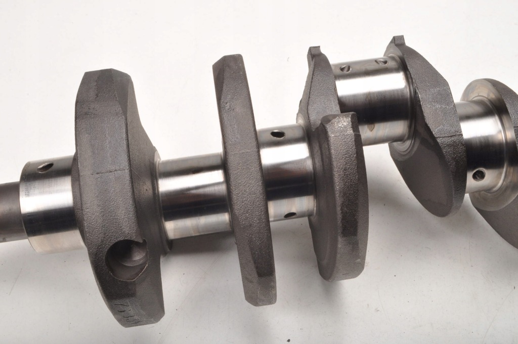 Ford mustang 1968r 4.7 v8 143kw 194km wał колінчастий 167 tys km в Україні