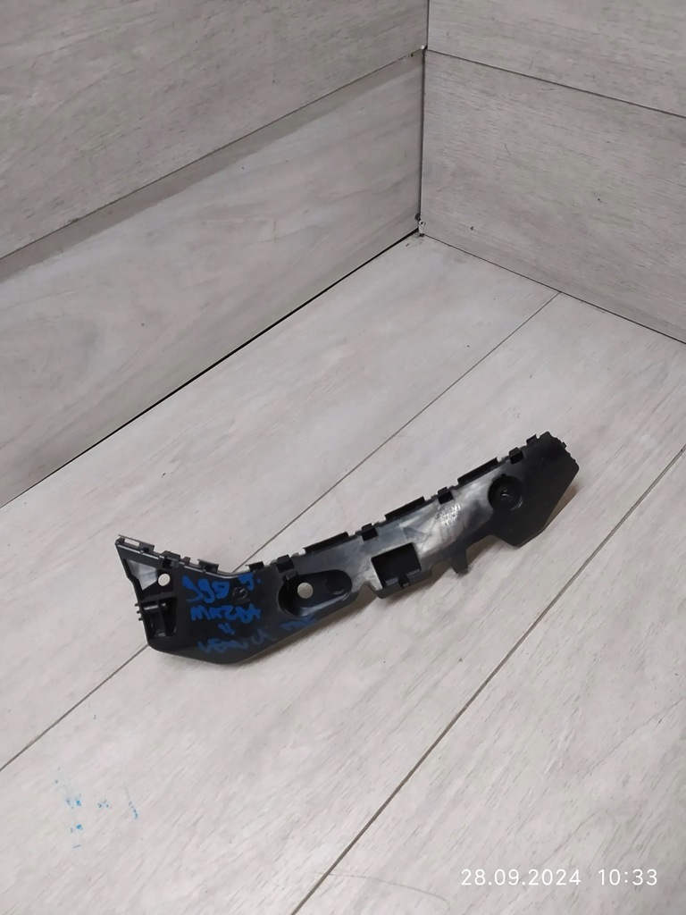 фото №1, 9985. mazda 2 направляющая бампер левый задняя db5j502j1