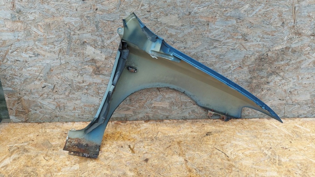 Крыло  левое  водителя fiat stilo 5d с Разборки