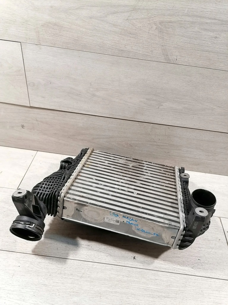 фото №6, Macan интеркулер правый 95b145804b