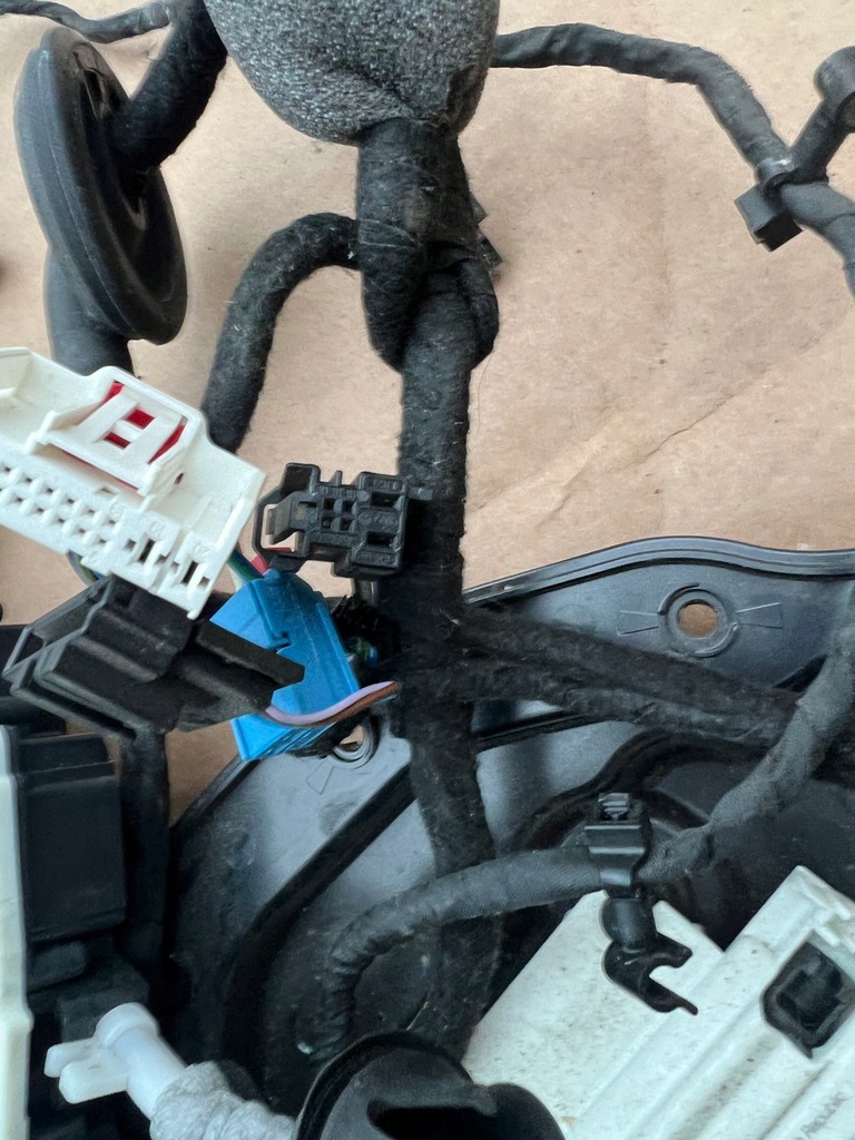 фото №10, Audi a8 s8 d5 4n доводчик дверь левая перед замок электропроводка комплект