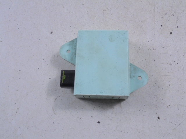 фото №3, Chrysler voyager 4 iv блок управления центрального замка пульта p04686798ac