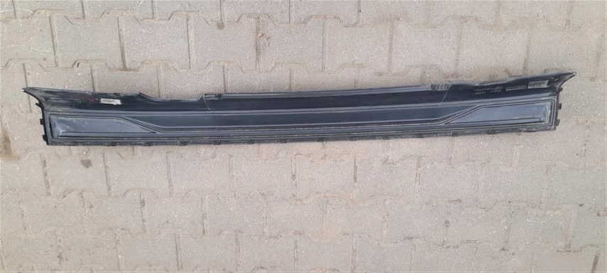 фото №9, Mm audi a1 ii спойлер накладка бампер 82a807421