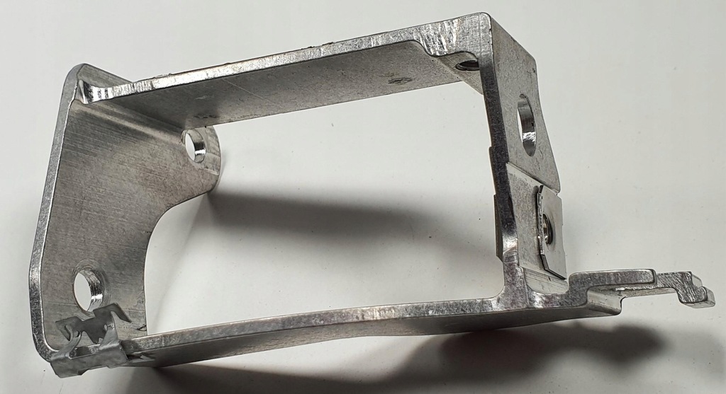 фото №3, Кронштейн обшивка обивка задняя aston martin rapide