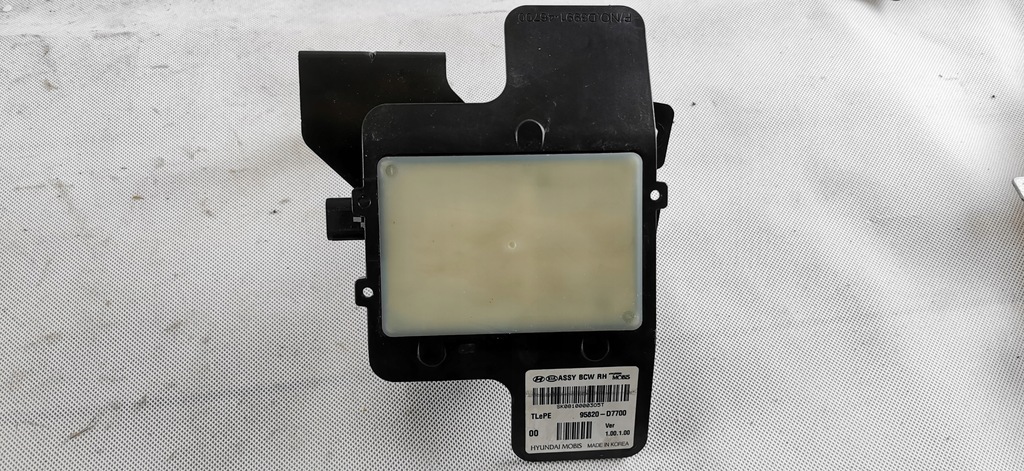 фото №1, Hyundai tucson радар асистент поперечина 95820-d7700