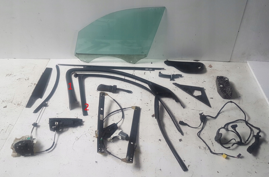 фото №1, Рамка прокладка дверь перед задняя audi q5 8r0