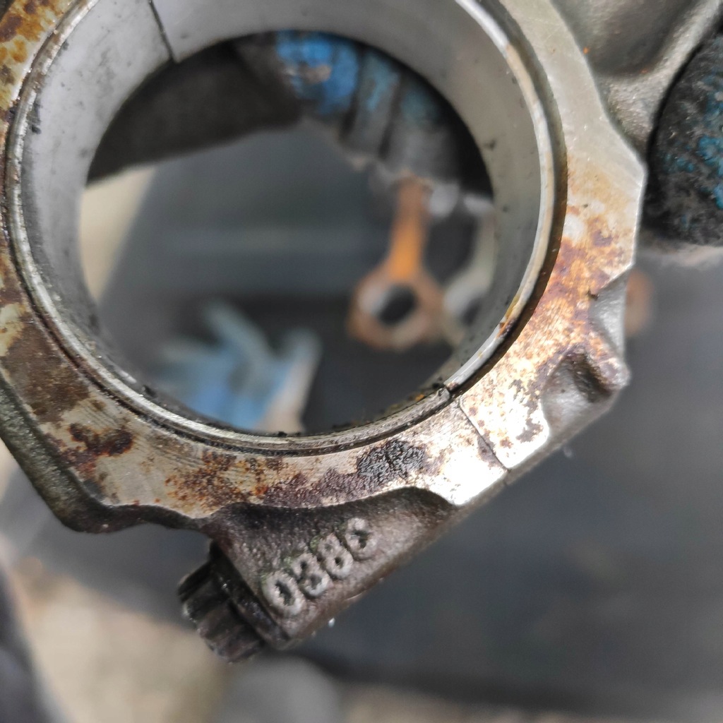 фото №8, Шатун поршень bxe 038c