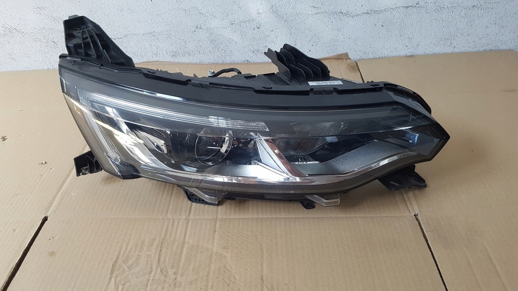 фото №1, Лампа перед комплектная cała правая talisman