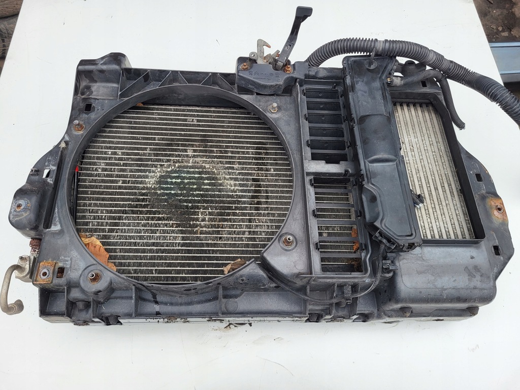 фото №1, Pas передний радиатор peugeot 407 2.0 hdi rhr