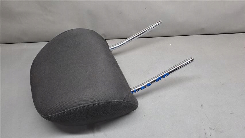 фото №1, Підголівник перед передній audi a4 b8