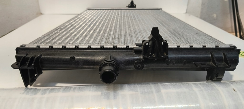 Радіатор води tesla model y 3 рестайлінг Зі Шроту