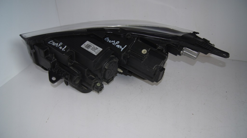 Opel crossland x лампа права звичайна з led 13467968 Доставка