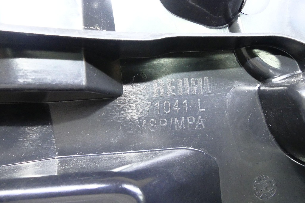 Купити Bmw 4 g22 m-pakiet 430ix купе 23km кронштейн  кронштейн бампера лівий задні ідеальний стан