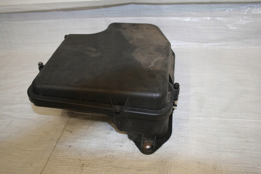 фото №1, Audi a4 s4 b5 корпус комп'ютер захист комп'ютер