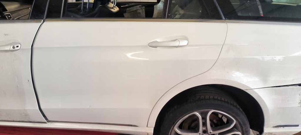 Купить Дверь левый задний  универсал mercedes w212 лак 149 a2127300305