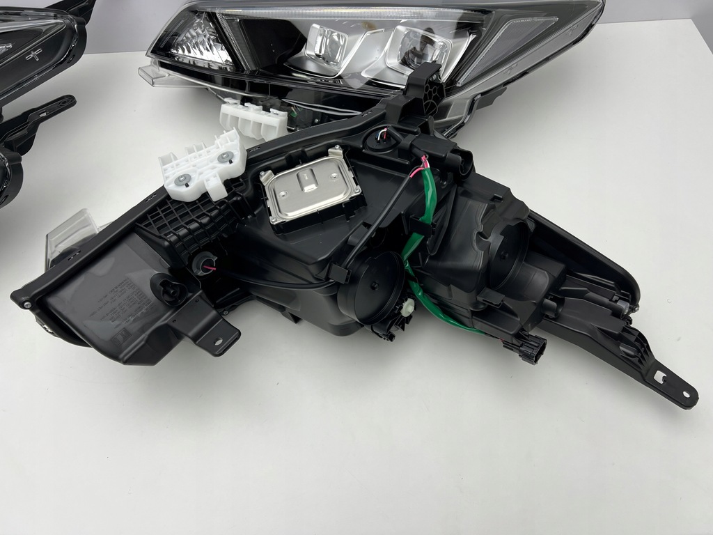 фото №8, Nissan leaf 2 ii ze1 лампа передня ліва срібляста full led nowa oem 2017-