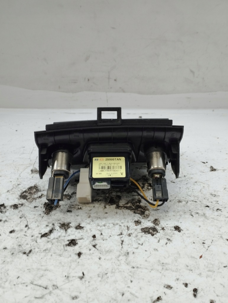 фото №6, Hyundai ix35 панель керування pdc сидінь роз'єм aux usb 96110-2s000