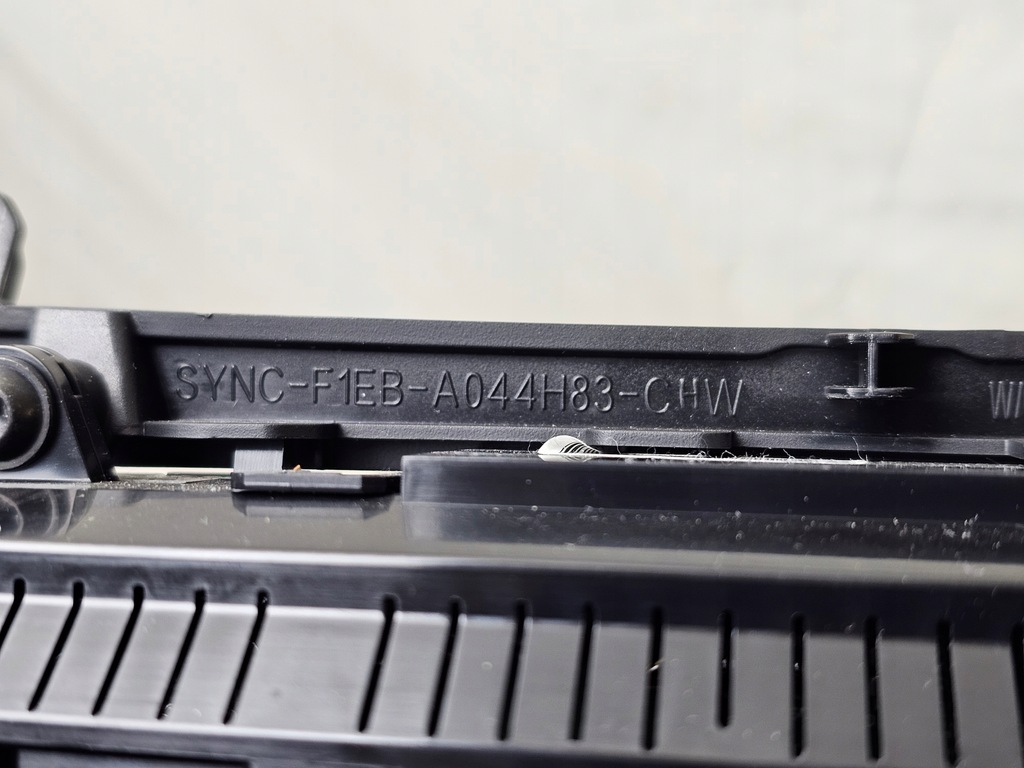 фото №11, Захист тунель перемикач панель кондиціонера обдув usb port ford kuga mk2