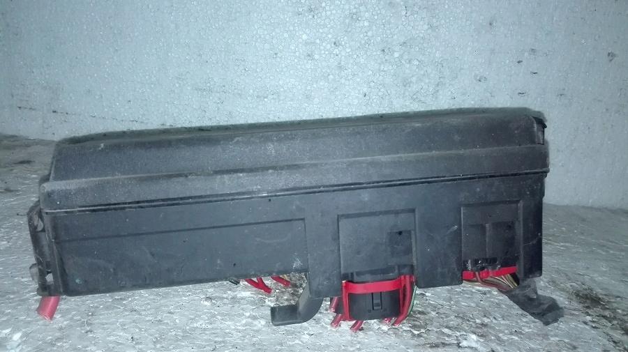 фото №1, Коробка запобіжників opel 13112917aj