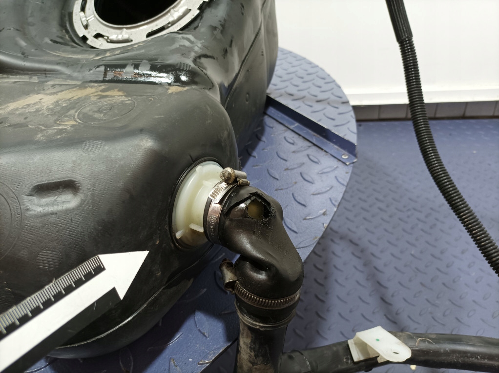 фото №7, Bmw 5 g30 sedan бак bak заливная горловина топлива дизель 7487285