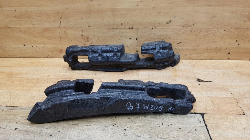 Купити Абсорбер бампера перед 2szt комплект mercedes w209