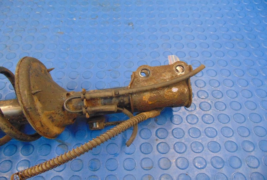 фото №6, Hyundai getz 1.5crdi амортизатор правий перед