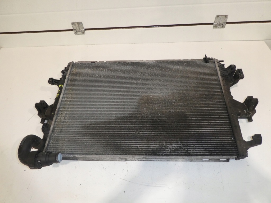 Купить Радиатор воды vw t5 7e0121253a