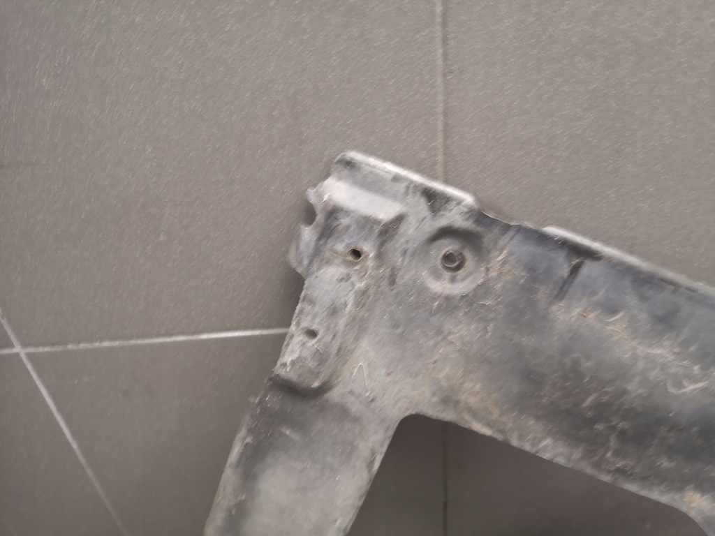 фото №5, Защита подвеска audi a8 d2 4d0018957d