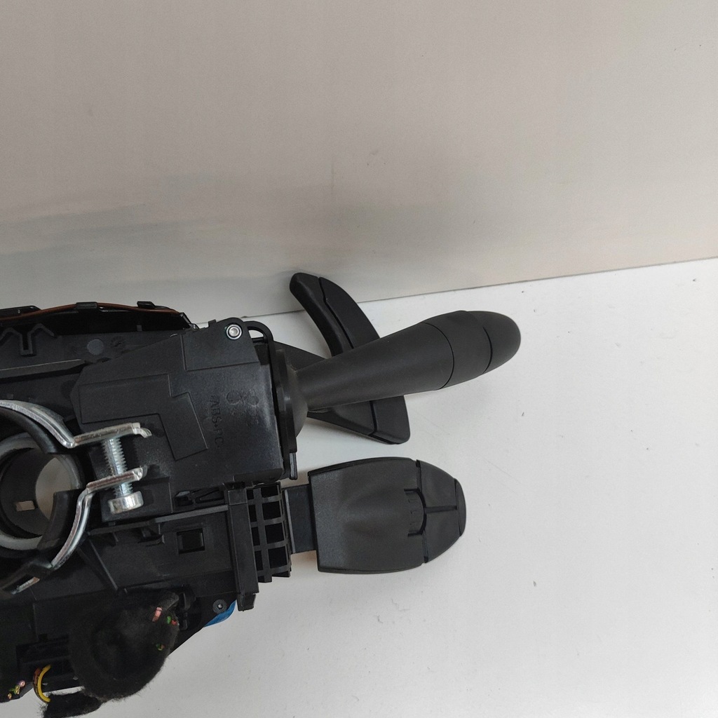 фото №7, Peugeot 5008 2014 рычаг / переключатель поворотники