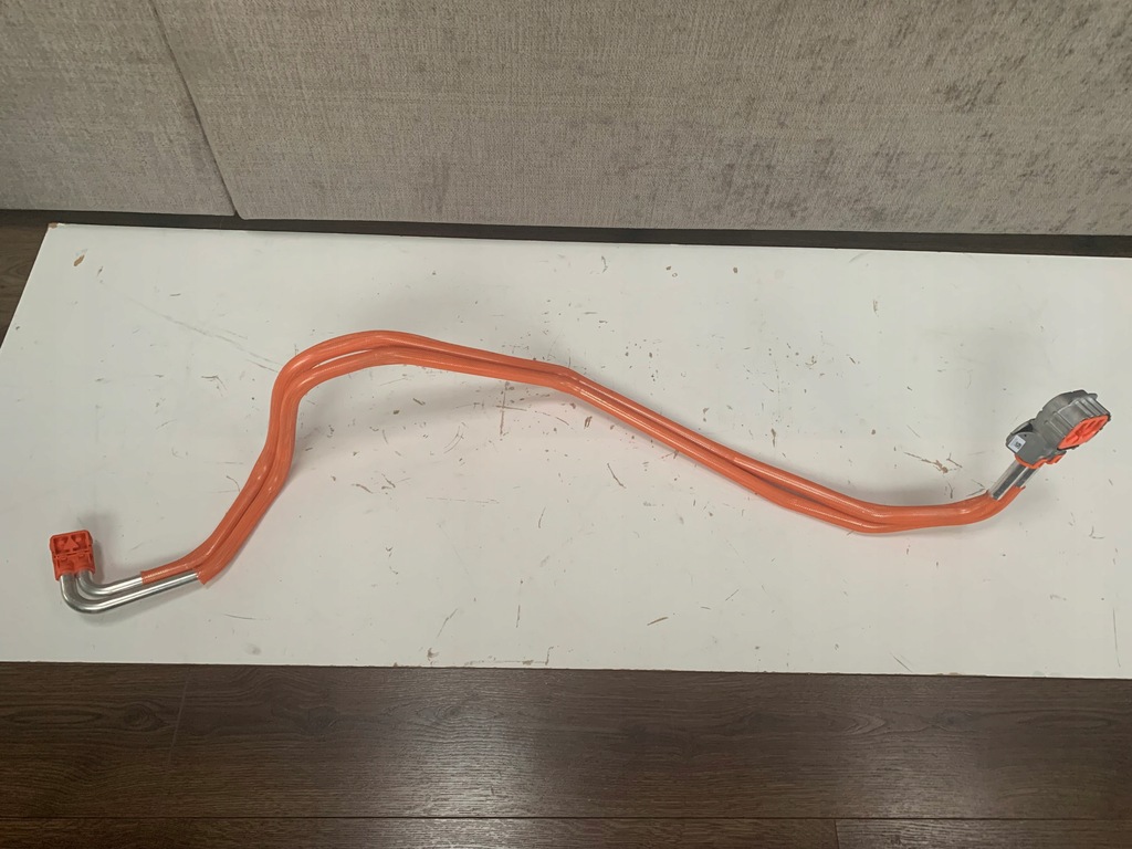 фото №9, Tesla model 3 lift 2021 провода wysokiego напряжения порт зарядки usa