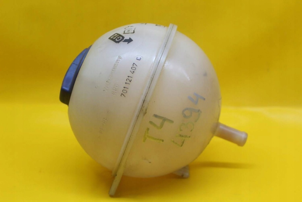 Бачок расширительный vw transporter t4 multivan 2.5 tdi 701121407c Цена