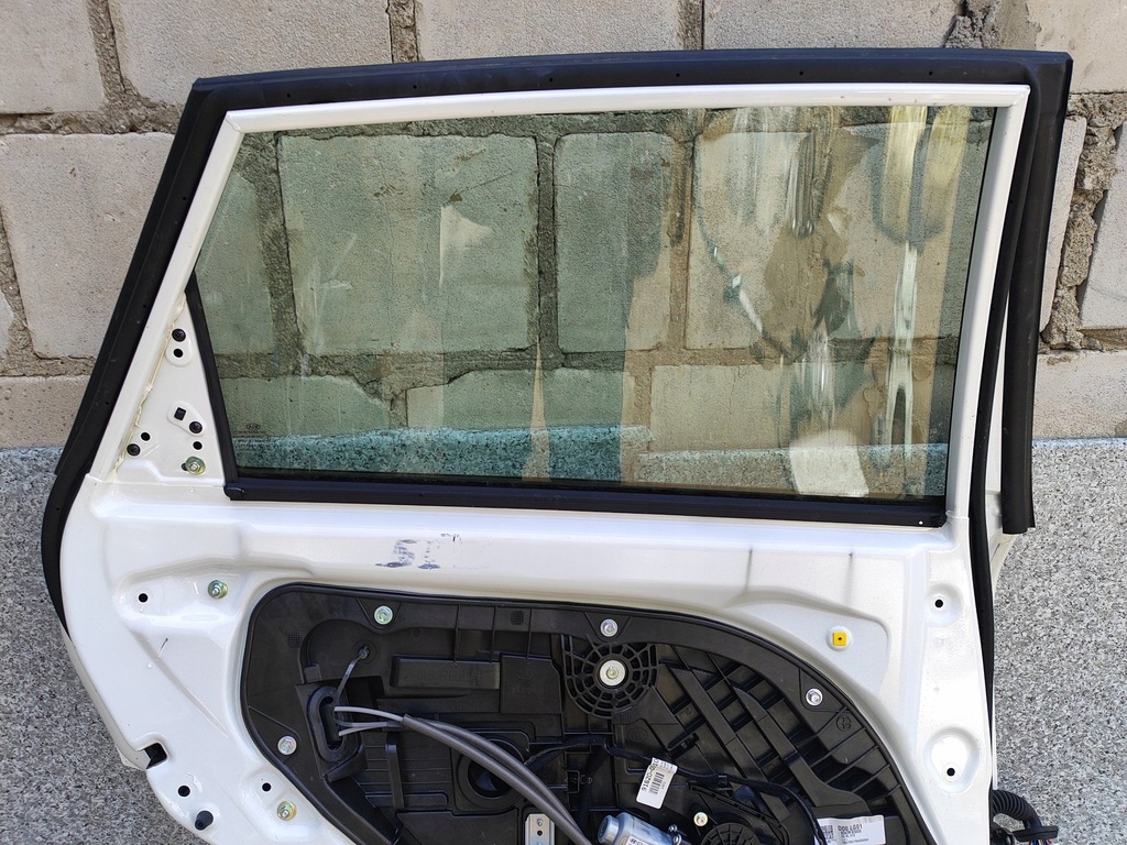 фото №8, Kia niro i дверь левая задние левый задняя 19r clear white ud