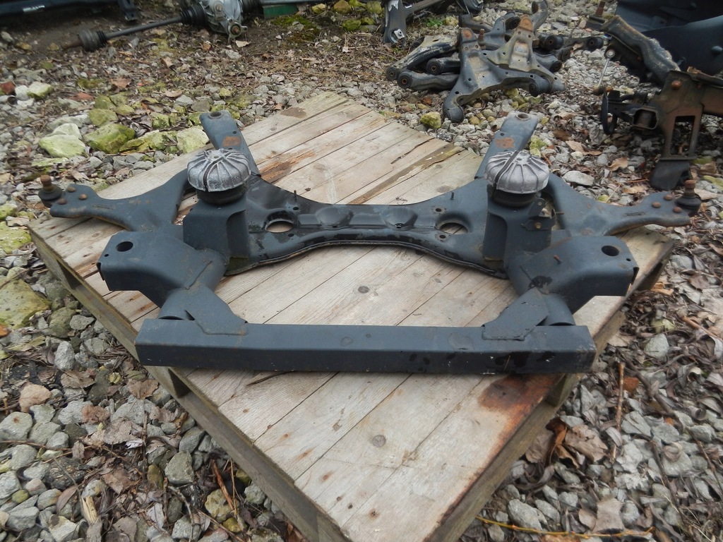 фото №4, Підрамник поперечина важелі mercedes vito 639 w639