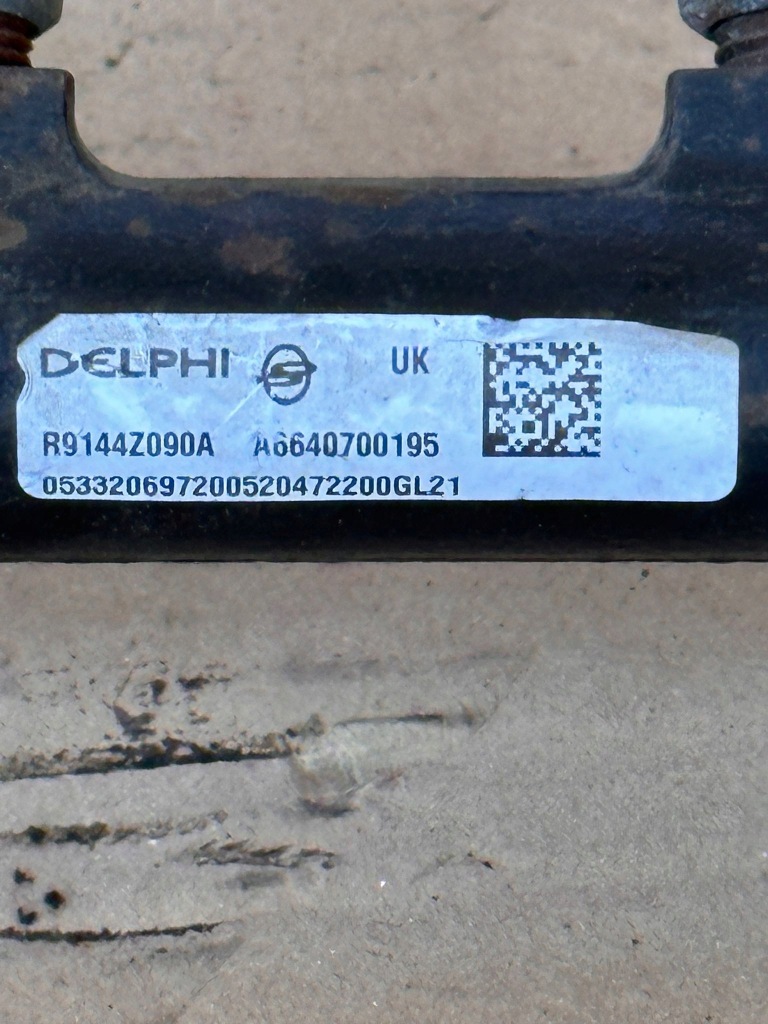 фото №2, Молдинг впрыскная ssang yong kyron r9144z090a