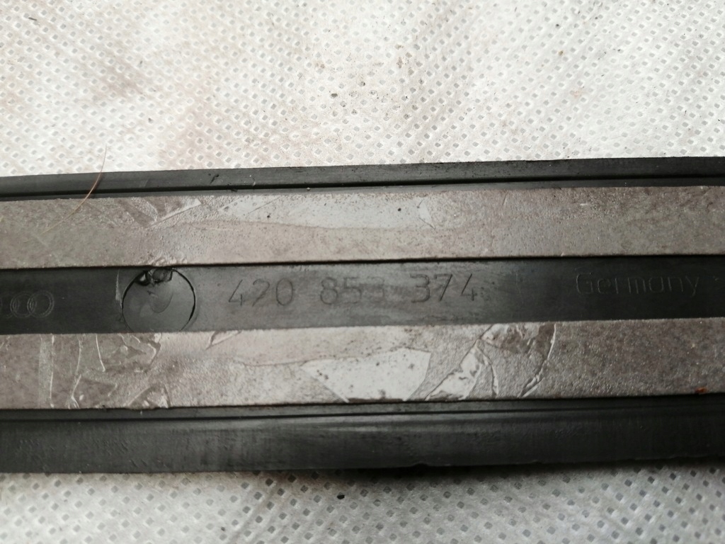 фото №2, Молдинг поріг внутрішня audi r8 420853374 права